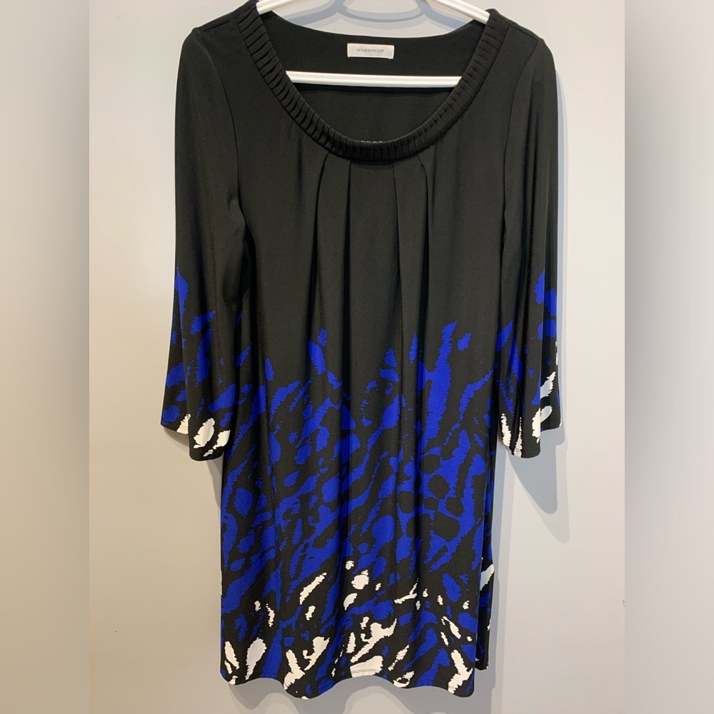 Windsmoor Black and Blue Pleated and Stretchy Shift Dress - Picture 2 of 5